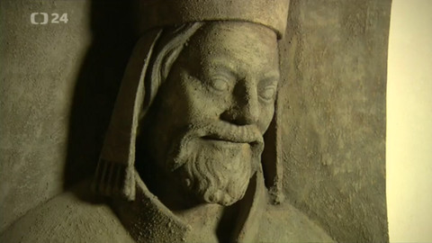 Náš Karel IV. - 9/10 S Prahou za zády