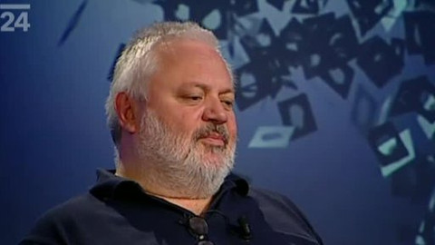 Před půlnocí - 27. června 2011