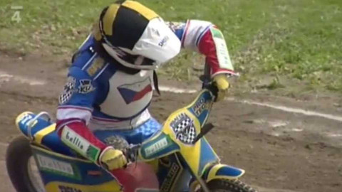 Motocyklové závody - Finále MS juniorských družstev na ploché dráze Divišov