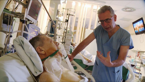 Doktoři - 1/8 Pohybujete-li se na hraně...