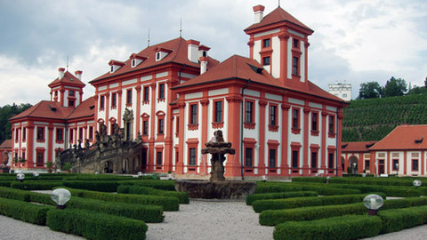 Deset století architektury - Zámek Trója