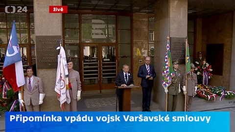 Mimořádné pořady ČT24 - Pietní akt před budovou Českého rozhlasu