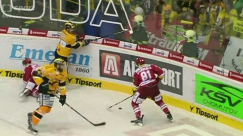 Buly hokej - HC Oceláři Třinec - HC Verva Litvínov