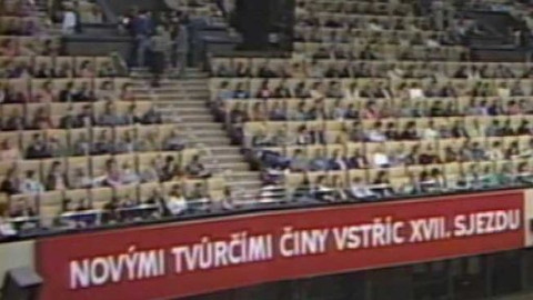 Archiv ČT24 - Před třiceti lety