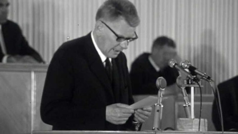 Příloha Televizních novin - Národní shromáždění o ČNR