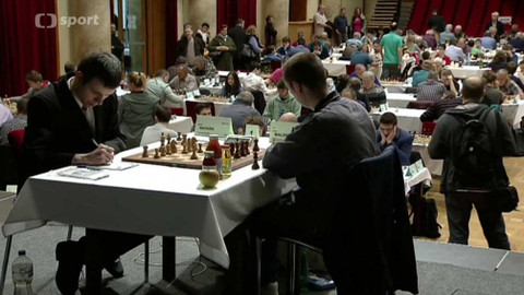 V šachu - 12. května 2017