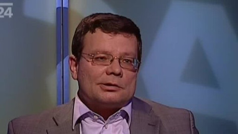 Před půlnocí - 16. června 2010