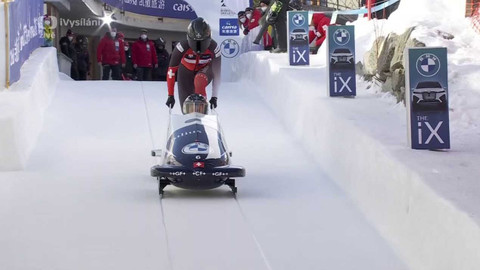 Světový pohár v bobech a skeletonu - Švýcarsko