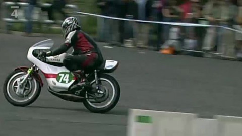 Motocyklové závody - Štít Strahova 2012