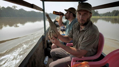 Po jedné stopě - 8/18 V údolí goril