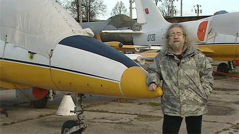 V zajetí železné opony - 11/41 Letadlo pro Pavlínu