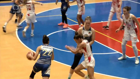 Basketbal - Sokol Hradec Králové - Levhartice Chomutov