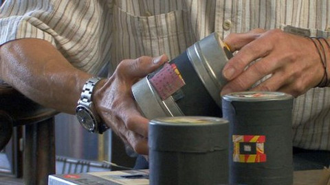 Futuroskop - 12/15 Pozor, vyletí ptáček