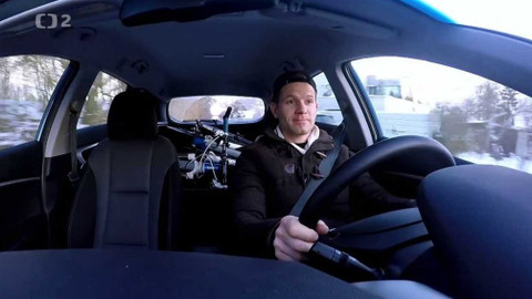 Auto Moto Revue - Den s řidičem zásilkové služby