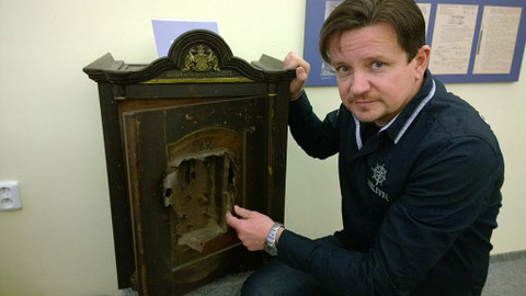 Tísňová linka - 15. prosince 2013