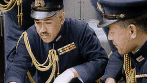 Druhá světová válka v barvě - 5/13 Vzestup rudého slunce