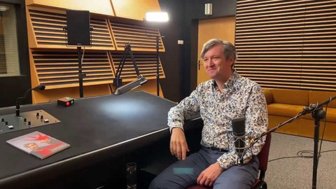 Background ČT24 - Bohumil Pečinka