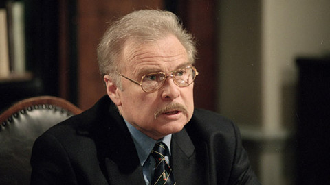 Bakaláři - V hlavní roli Luděk Munzar