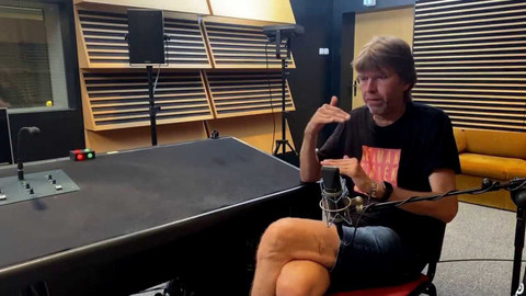 Background ČT24 - Miloš Čermák