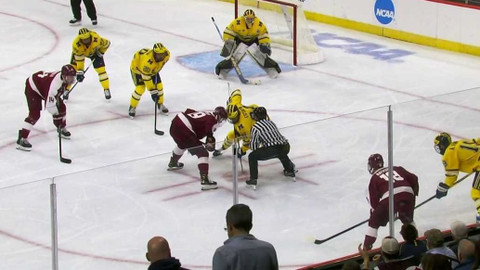 NCAA lední hokej - Colgate - Michigan