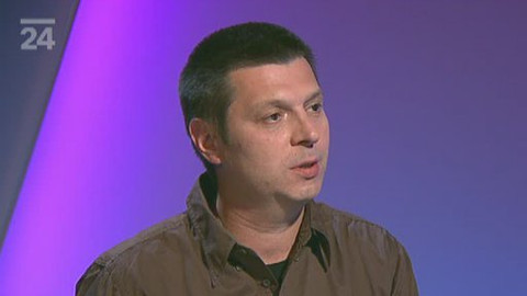 Před půlnocí - 26. června 2012