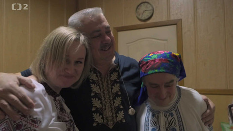 Cesty víry - Modlitba pod palbou