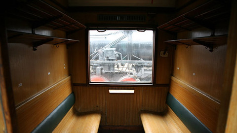 Vlaky do nenávratna