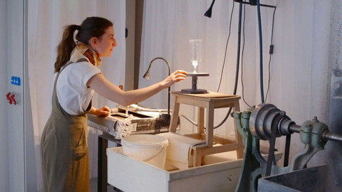 Co naše babičky uměly a na co my jsme zapomněli - Ve sklářské huti