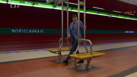 Prahou podzemní drahou - 2/3 Linka A