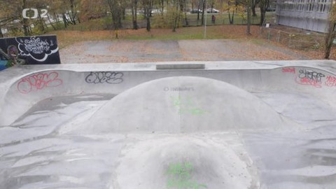 Refreš/h/ - 3/5 Skate park