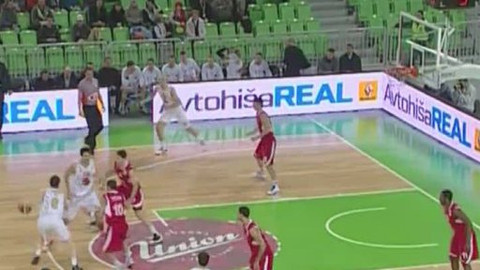 Basketbal - Union Olimpija Lublaň - ČEZ Basketball Nymburk