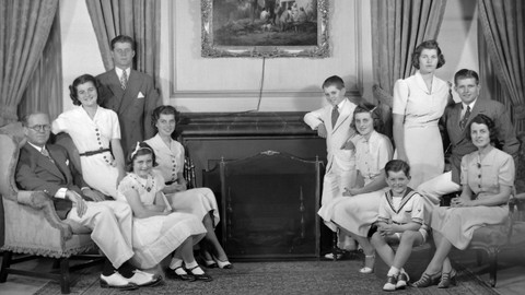 Kennedyovi: Fatální ambice - Epizoda 2/2