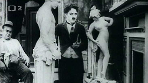 Grotesky - Chaplin ve filmovém ateliéru
