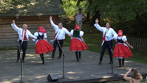 O písničkách a tancování