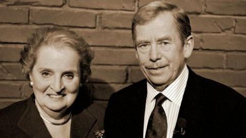 Krásný ztráty - 17. listopadu 2003