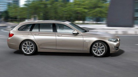 Auto Moto Revue - 6. listopadu 2010