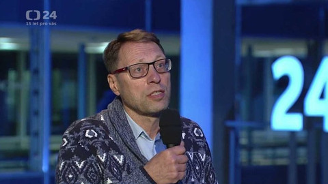 90’ ČT24 - Nová opatření v souvislosti s epidemií covid-19