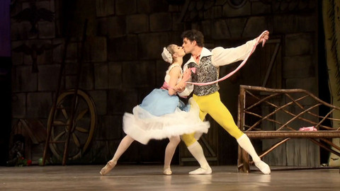 Backstage - Marná opatrnost