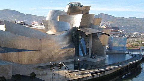 Technické divy světa - 8/10 Guggenheimovo muzeum v Bilbau