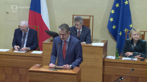 Záznam z jednání schůze Senátu PČR - 17. prosince