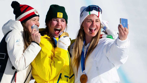 90’ ČT24 - 90′ ČT24