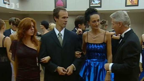 Etiketa - 43. Jdeme tančit