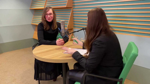 Background ČT24 - Tereza Šídlová