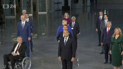 90’ ČT24 - Restart pro NATO?