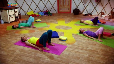 Jogínci v přírodě - Hora a měsíc