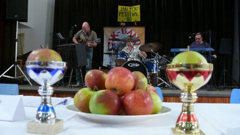 Malá farma - Hra o jablka