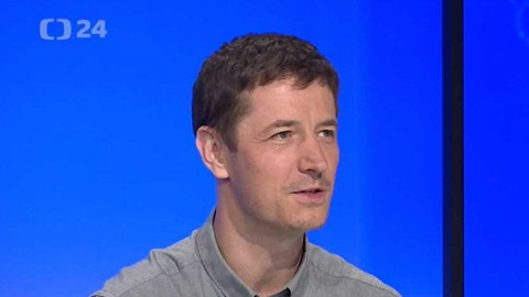 90’ ČT24 - EU řeší hromadící se plasty