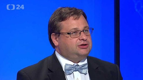 90’ ČT24 - Téma: Úplné zatmění Měsíce