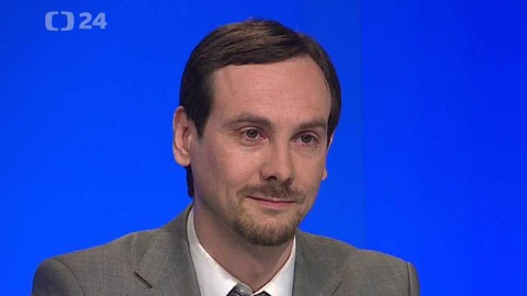 90’ ČT24 - Právo na zbraň?