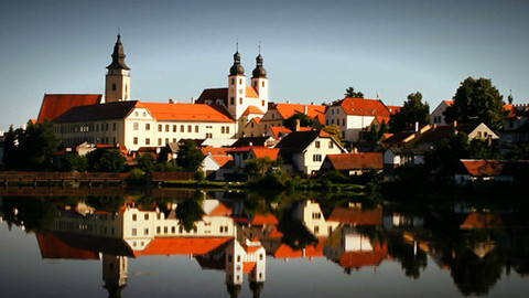 Národní klenoty - Telč - jezerní růže